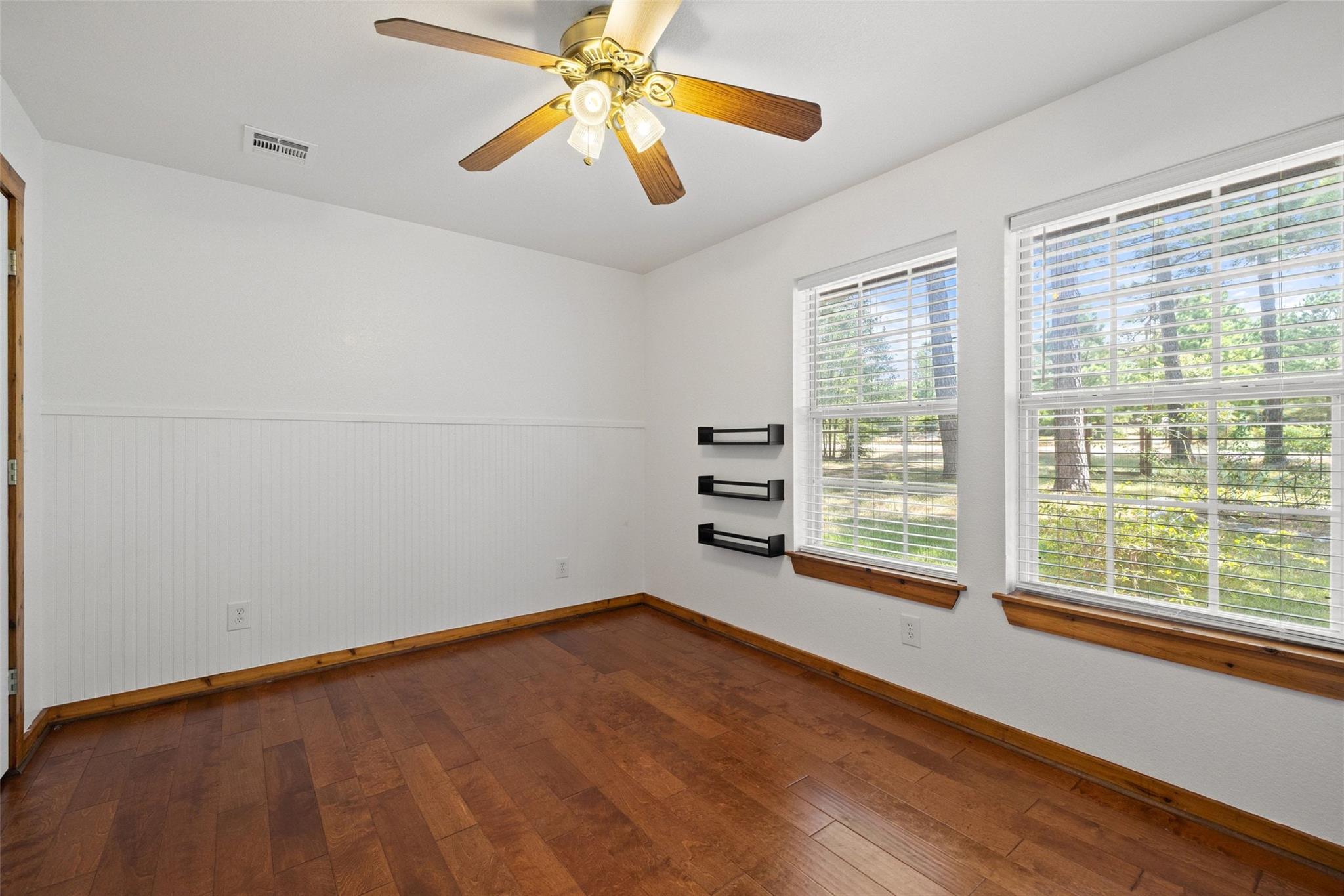 179 Rainbow DR