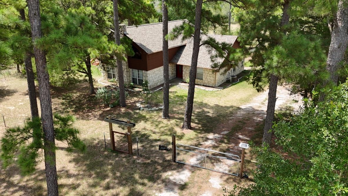 179 Rainbow DR