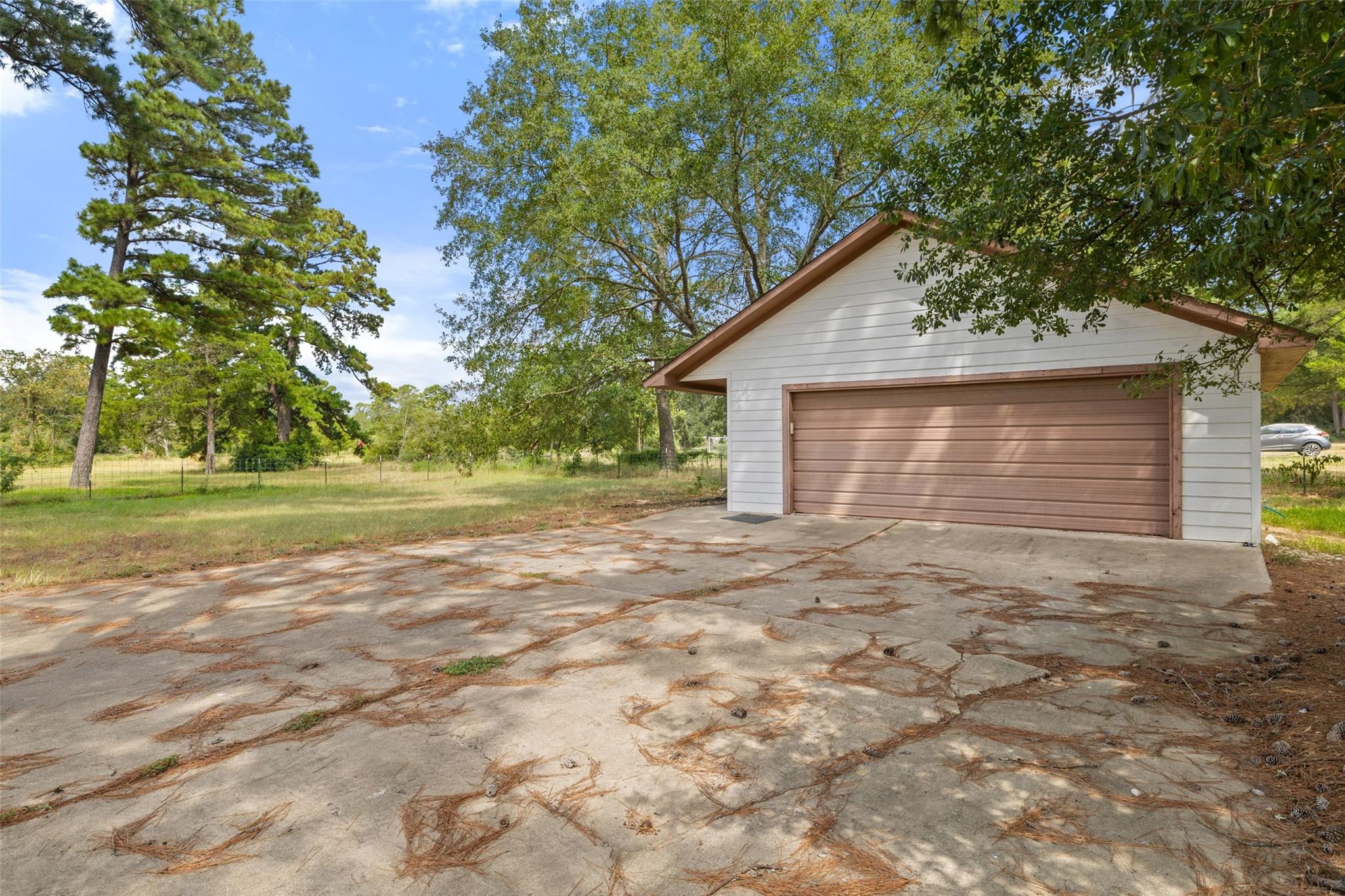 179 Rainbow DR
