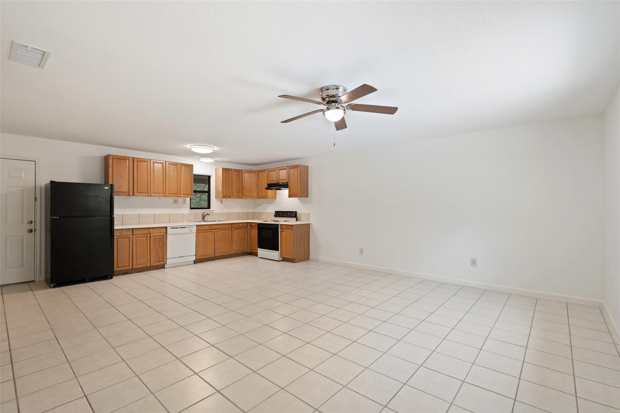 111 & 105 Sendero BLVD