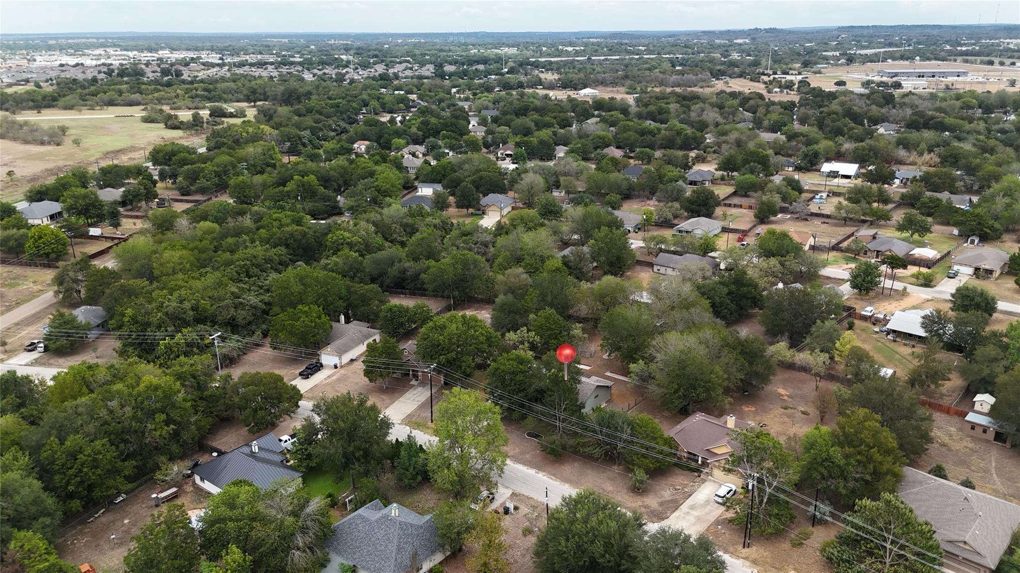 116 Laumaia LN