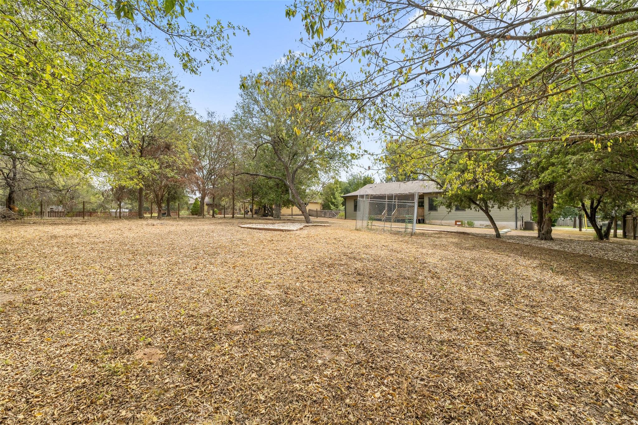116 Laumaia LN