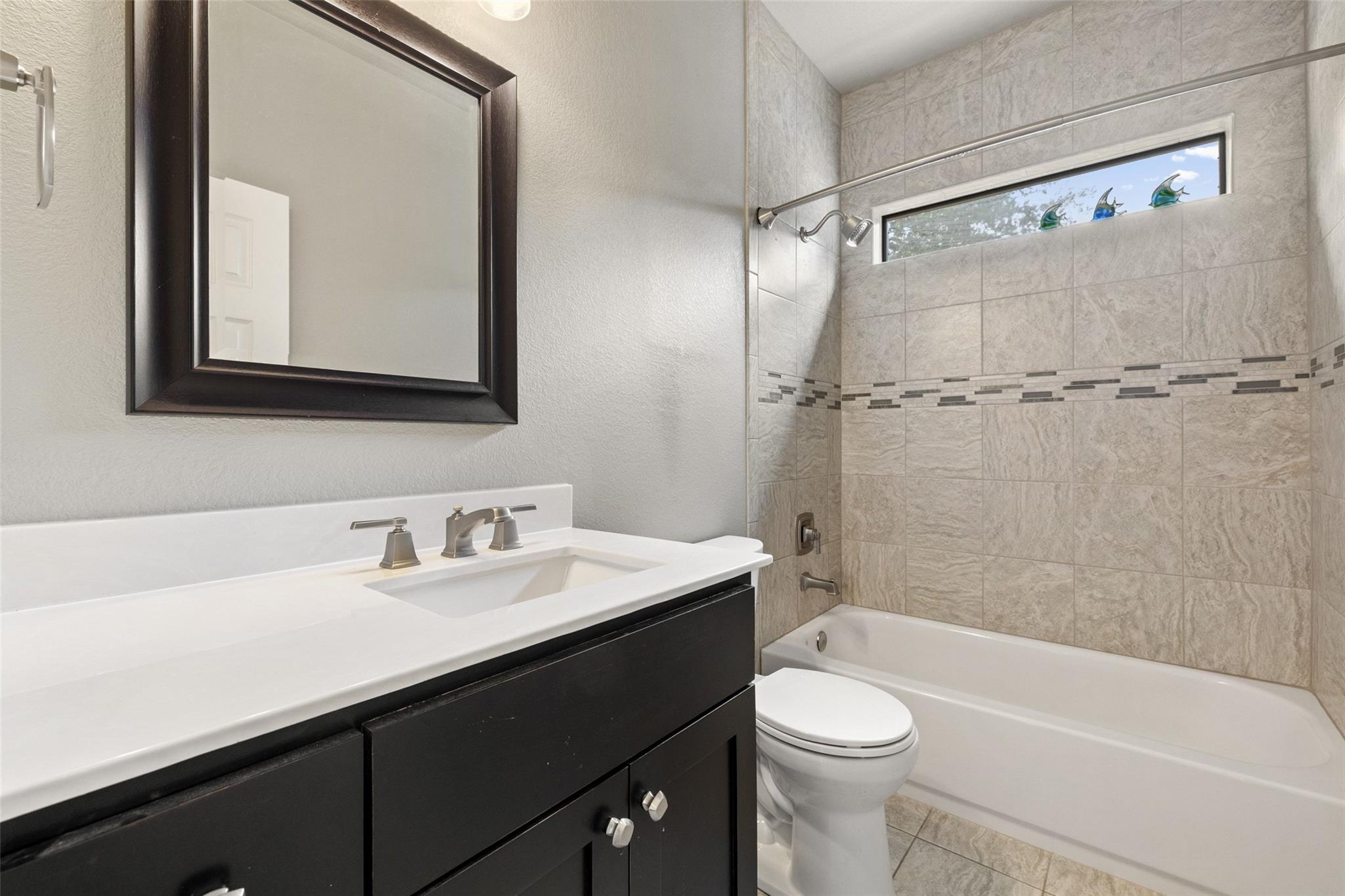 116 Laumaia LN