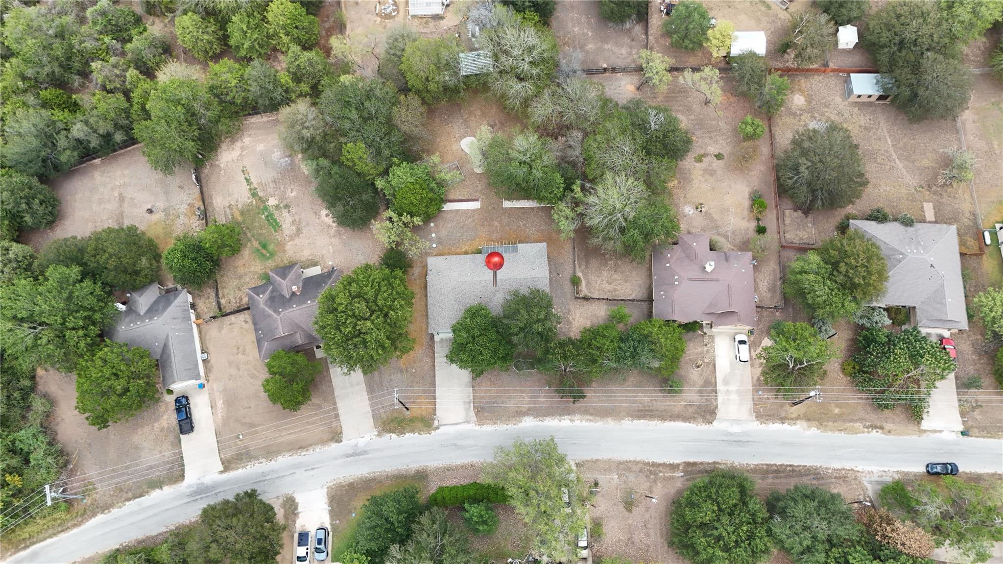 116 Laumaia LN