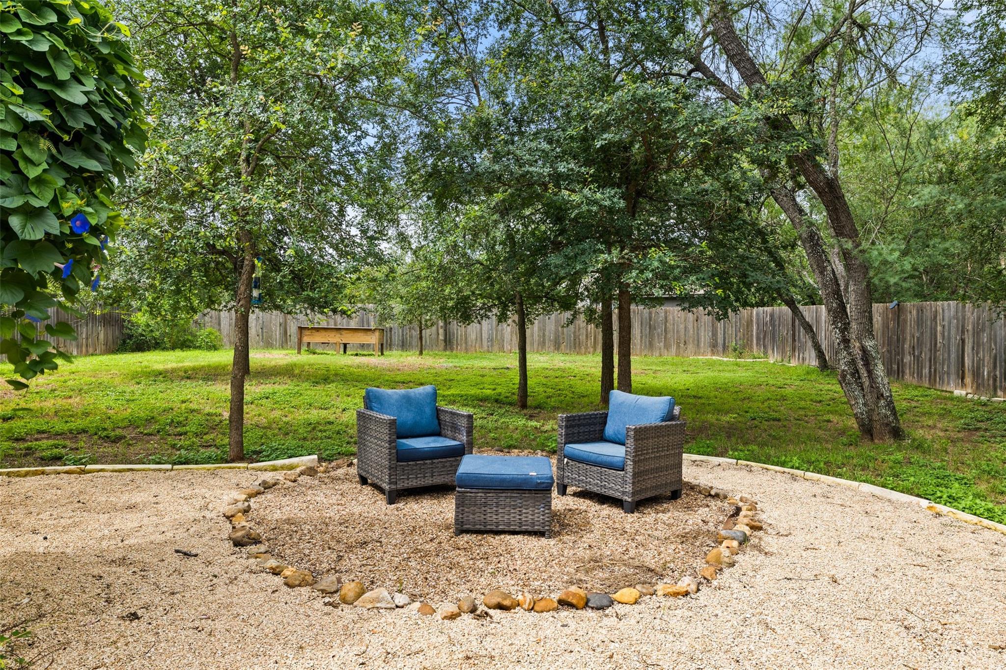 121 W Pauwela LN