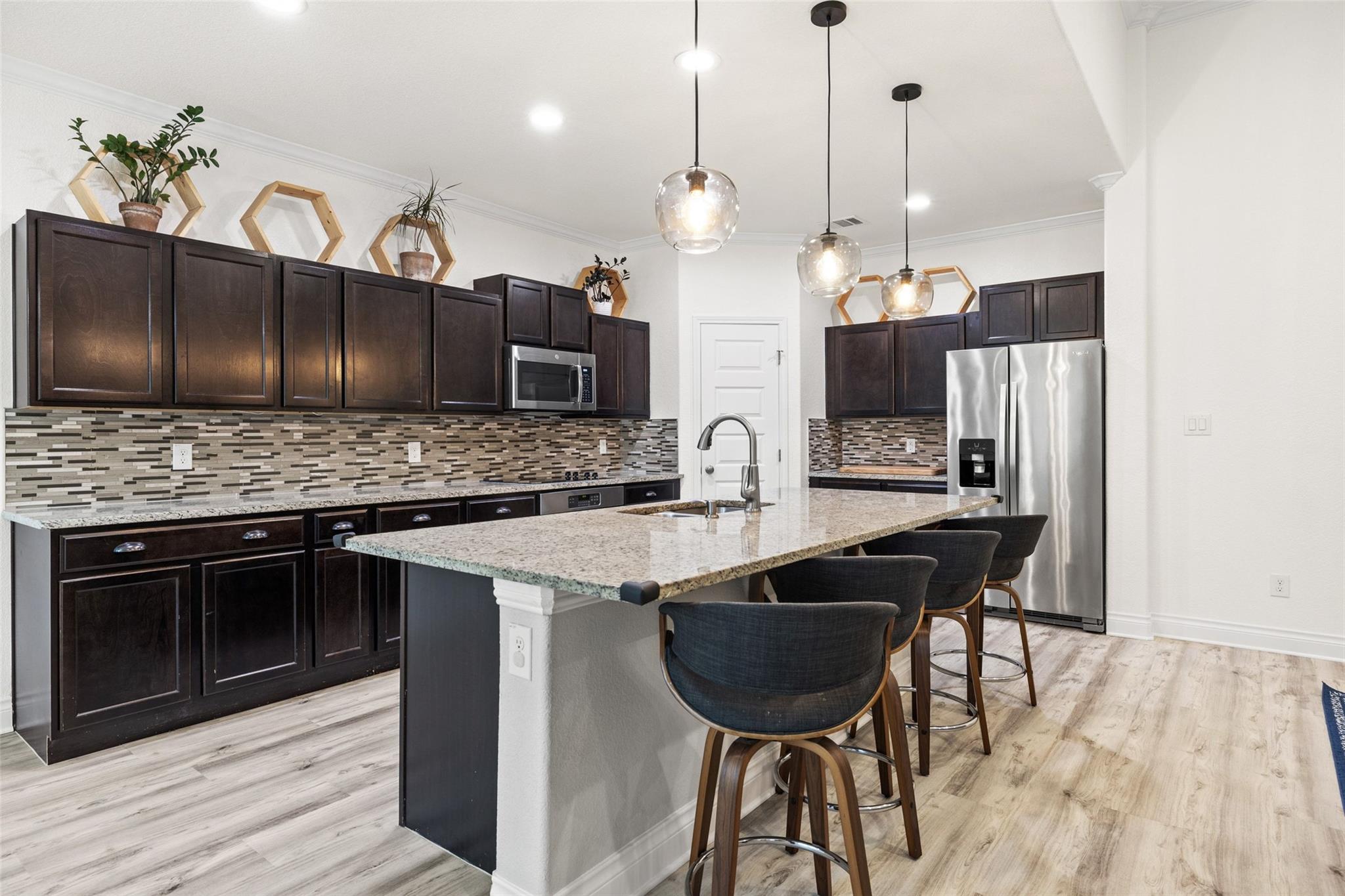 121 W Pauwela LN