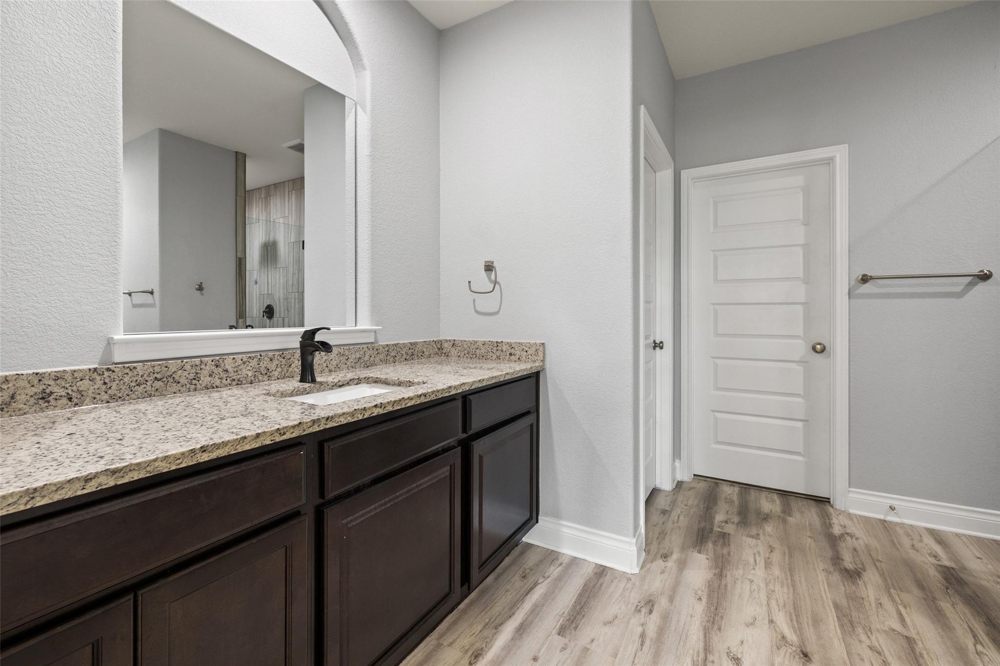 121 W Pauwela LN