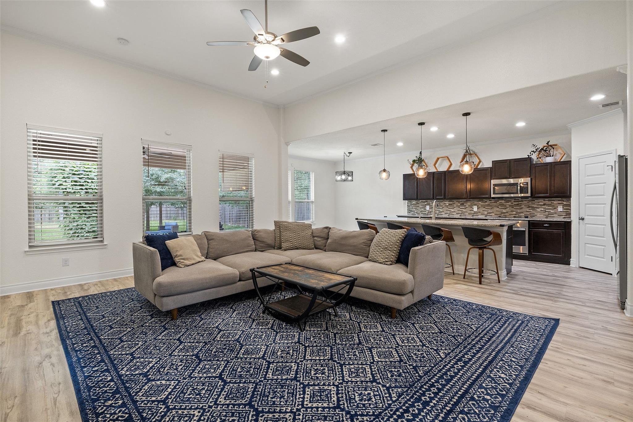121 W Pauwela LN