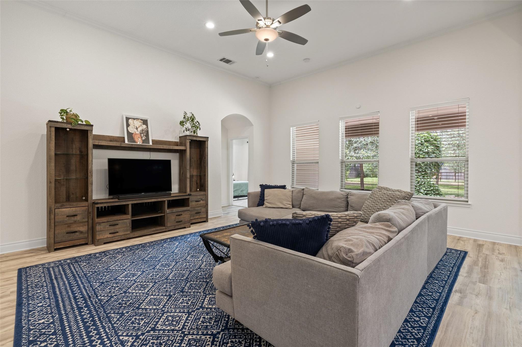 121 W Pauwela LN