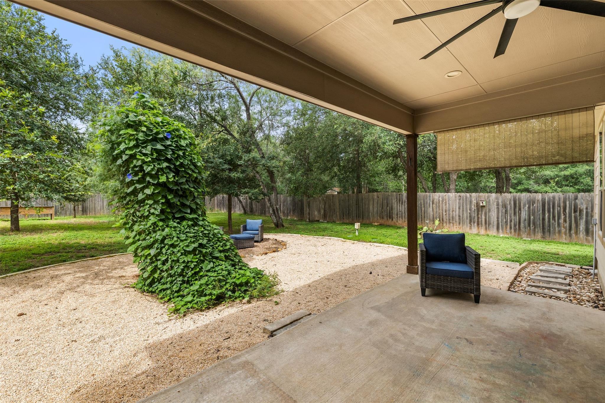 121 W Pauwela LN