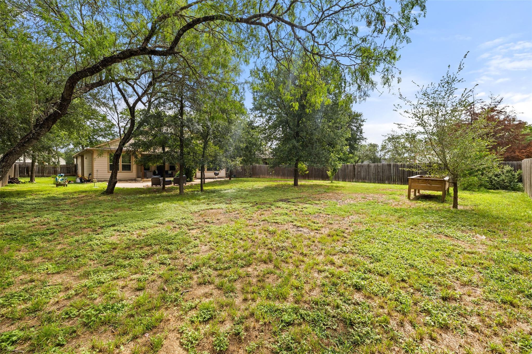 121 W Pauwela LN
