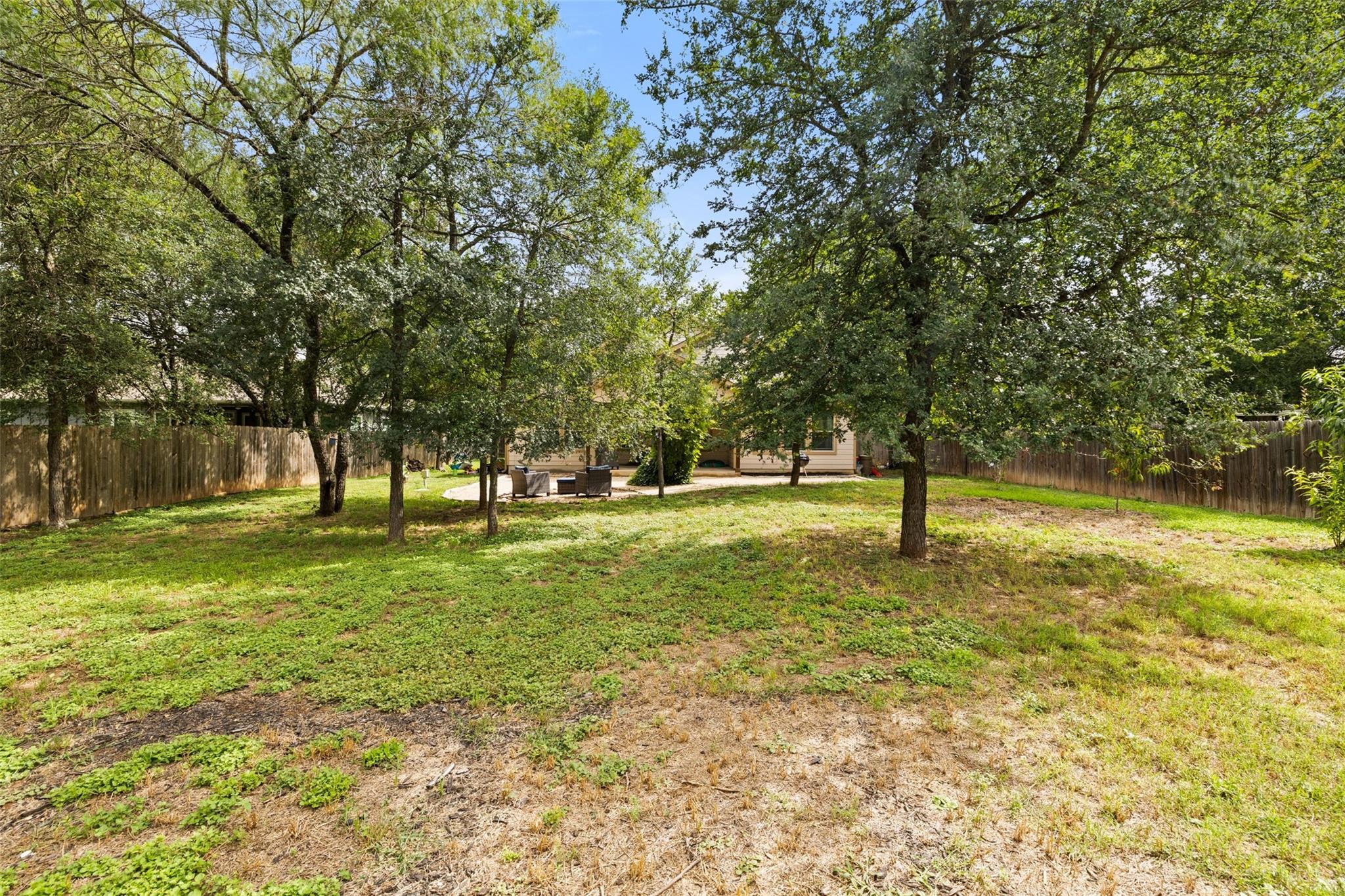 121 W Pauwela LN