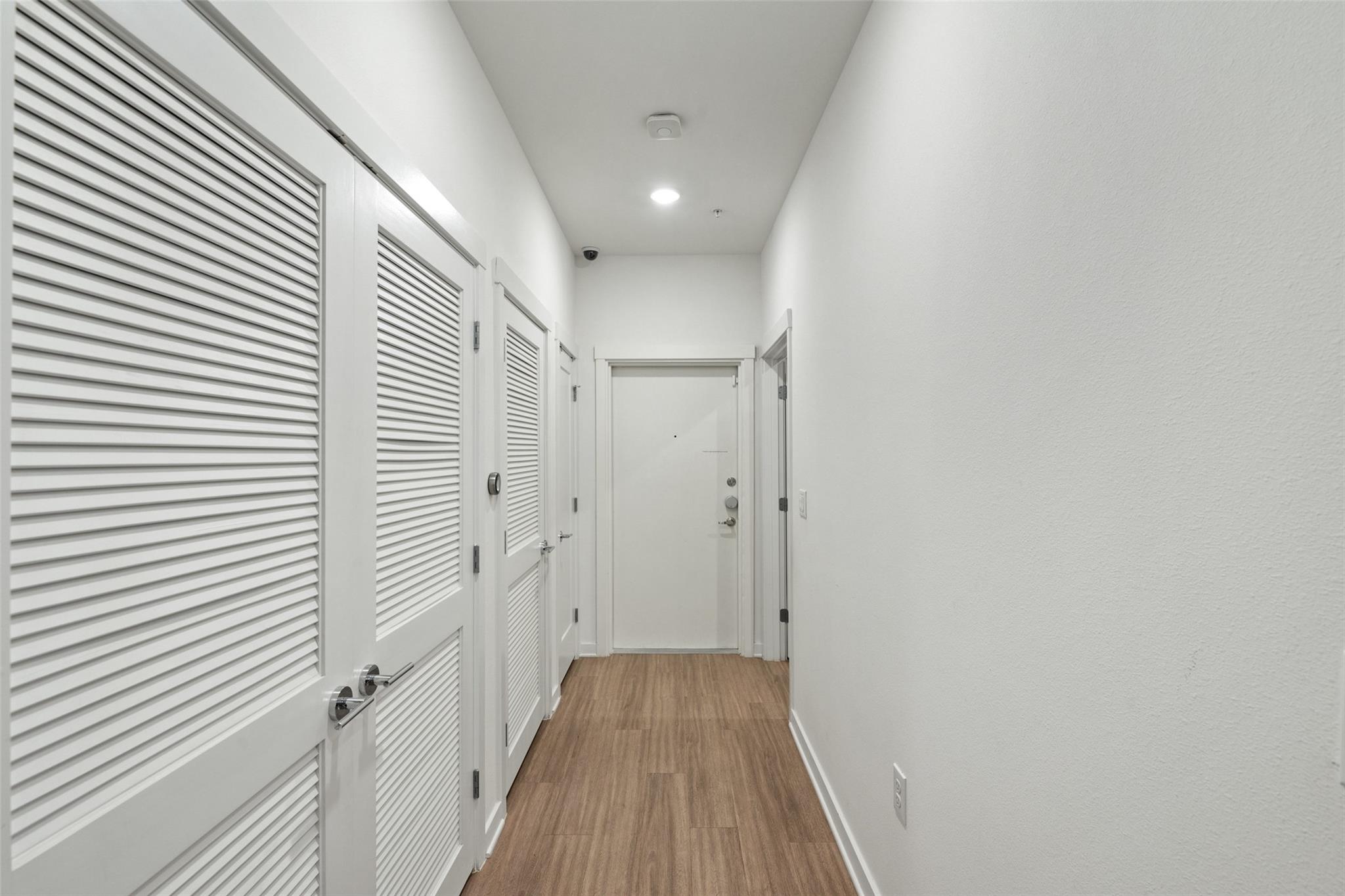 4361 S Congress Ave # 110