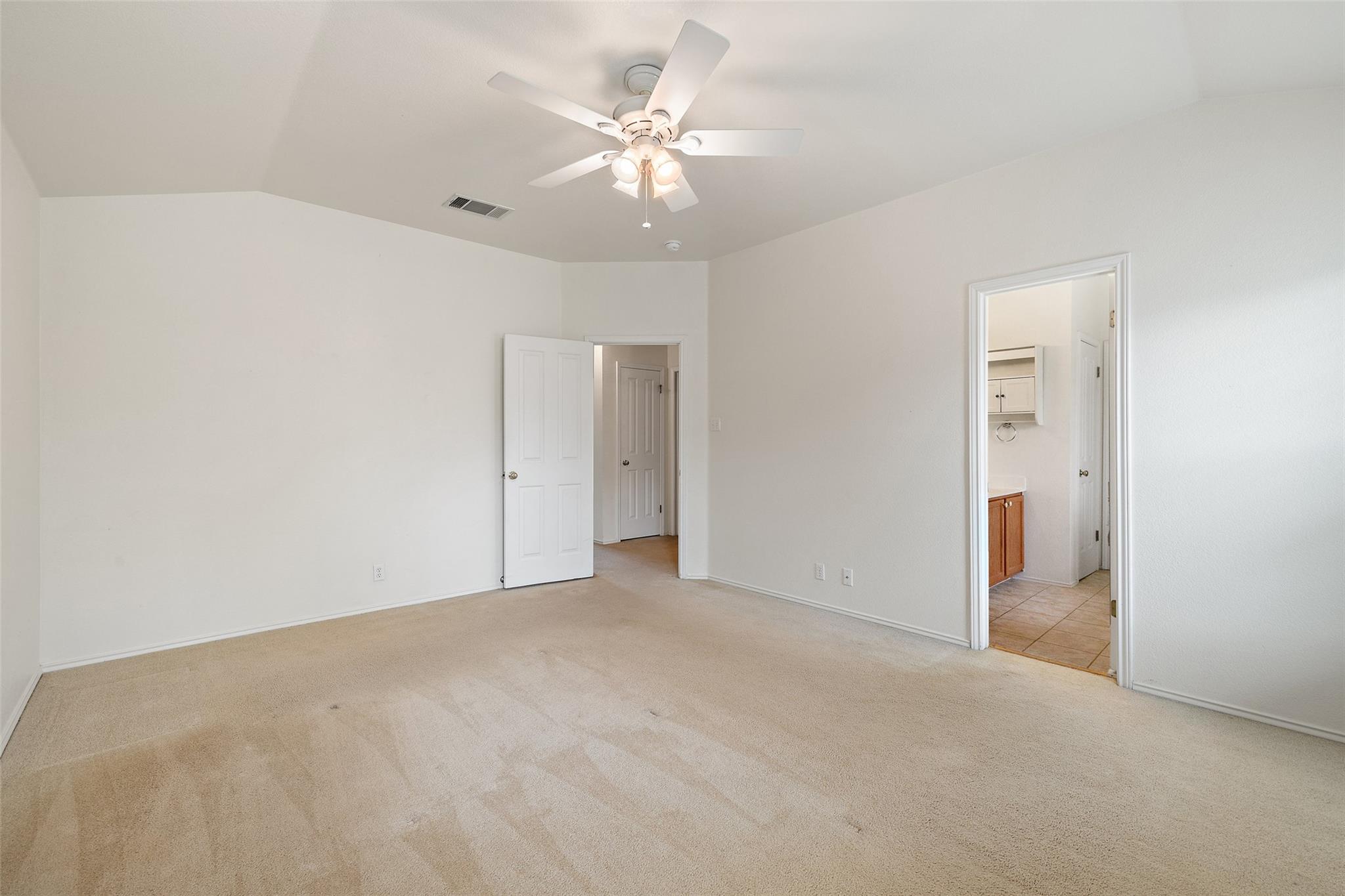 407 N Lori CIR
