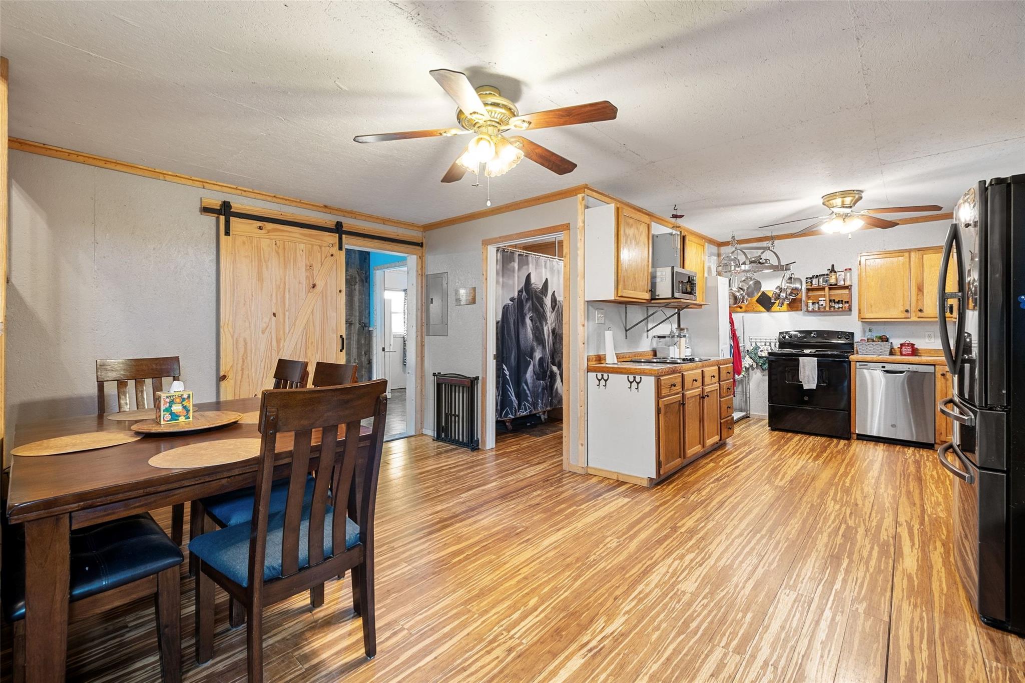 3210 County Rd 226