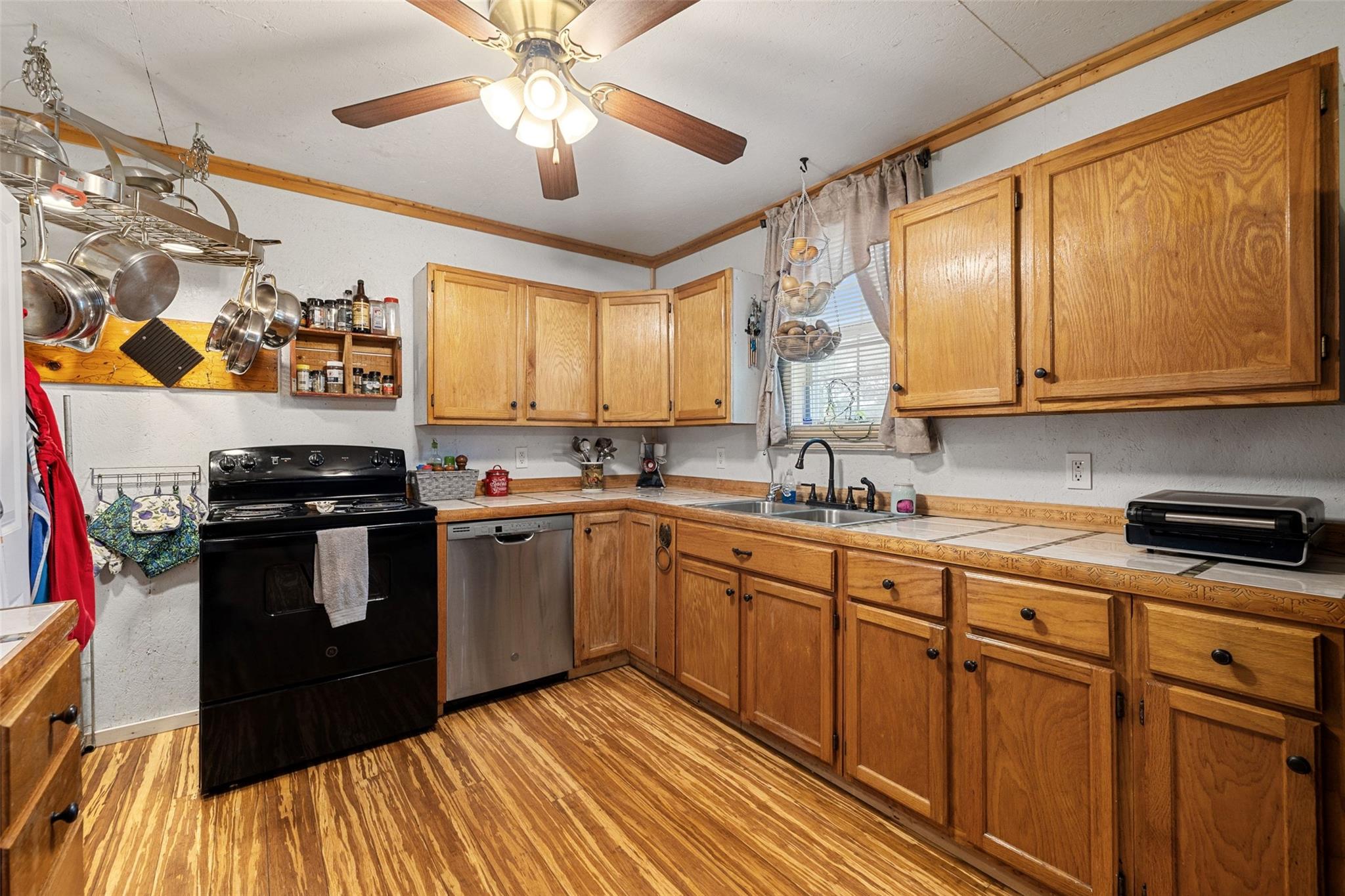 3210 County Rd 226