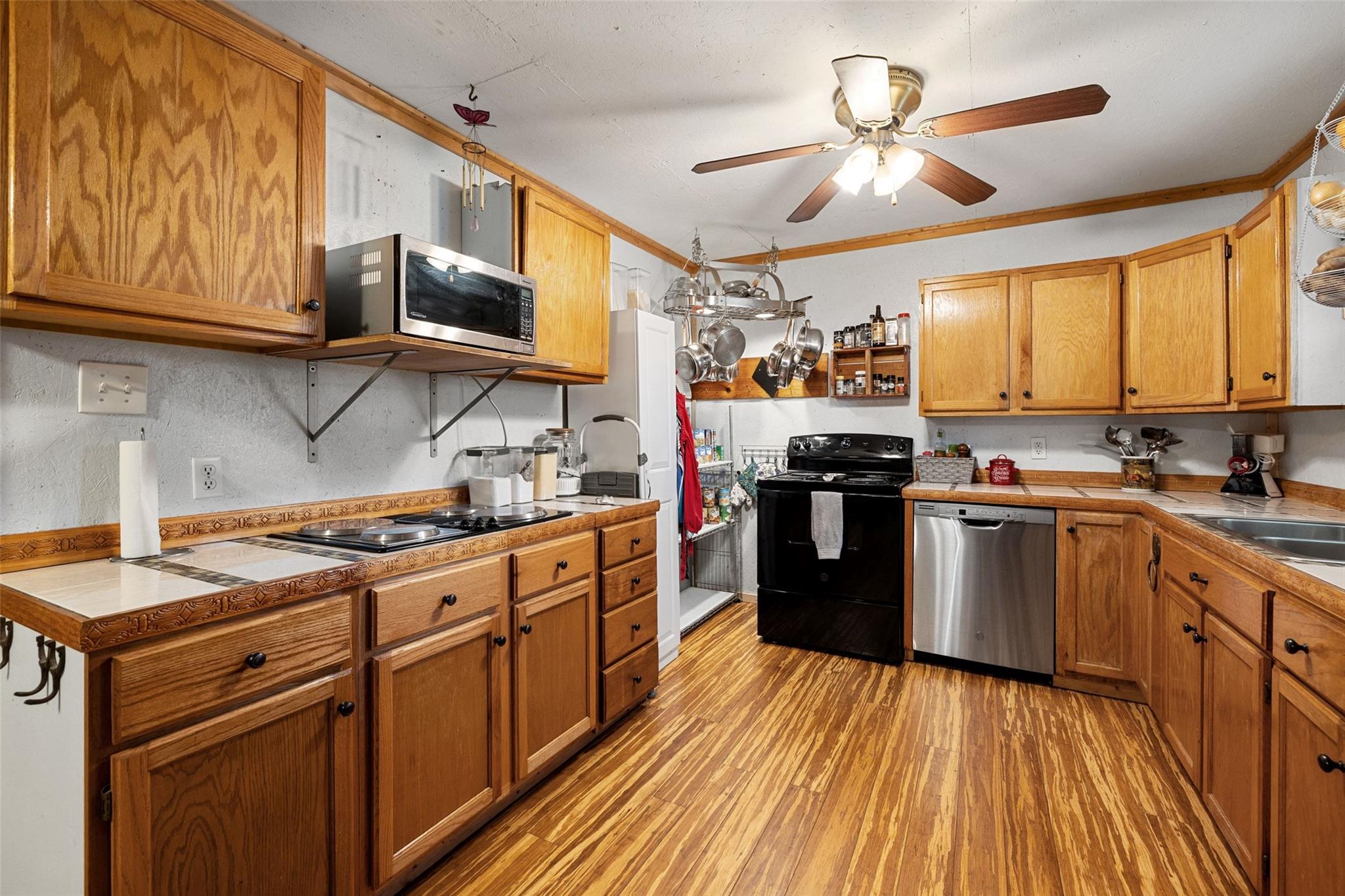 3210 County Rd 226