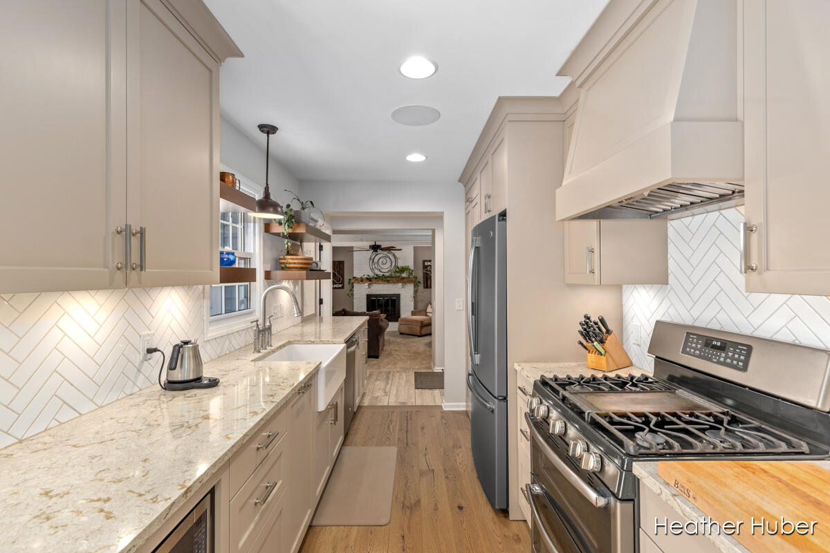 2474 San Marie Drive SE, Grand Rapids