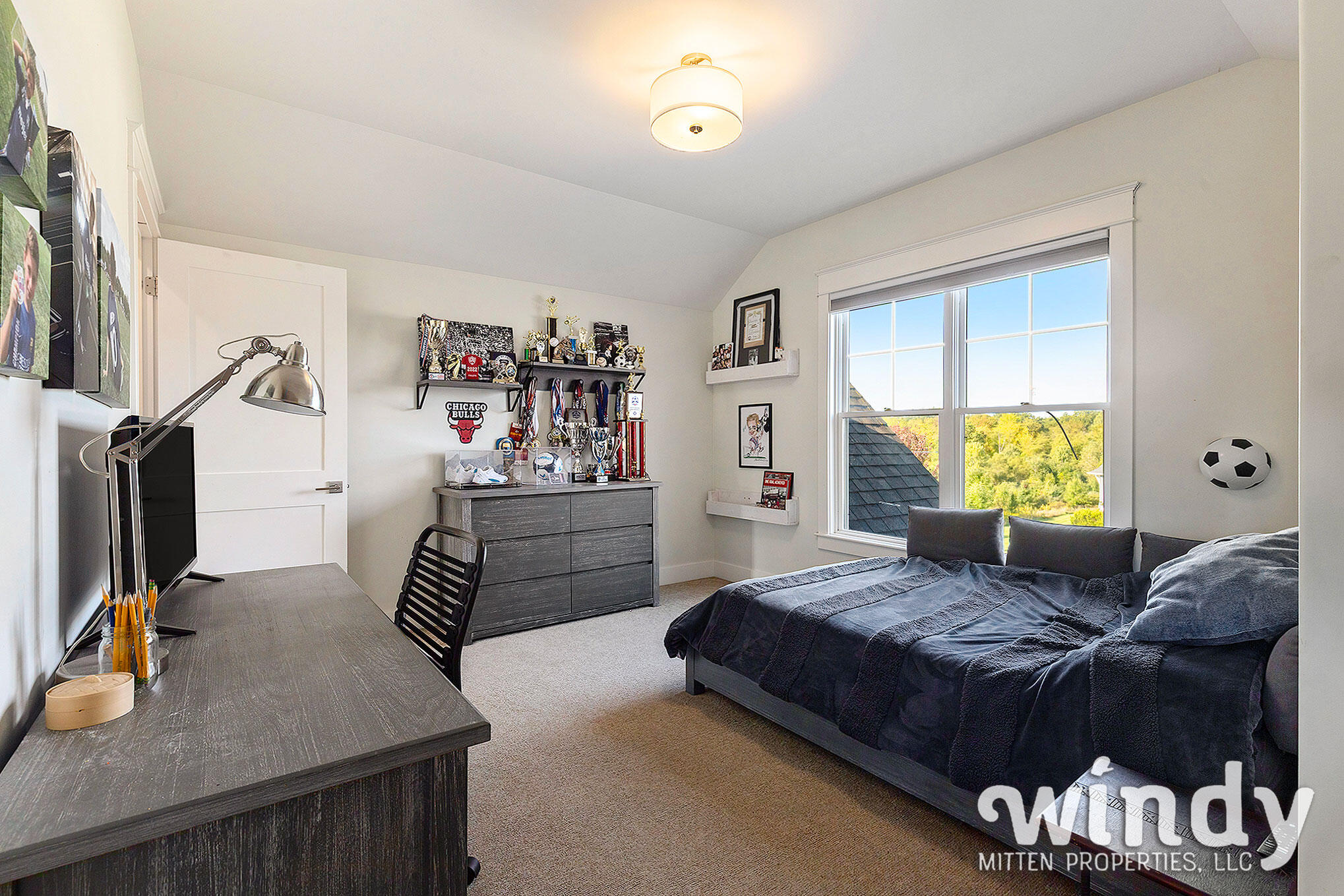 2828 Burwood Hill Drive