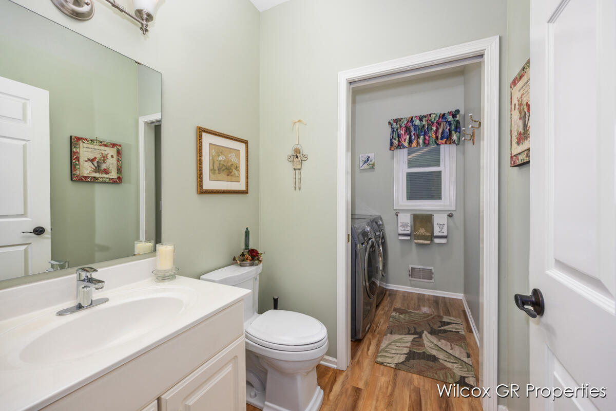 1041 Dogwood Meadows Drive SE