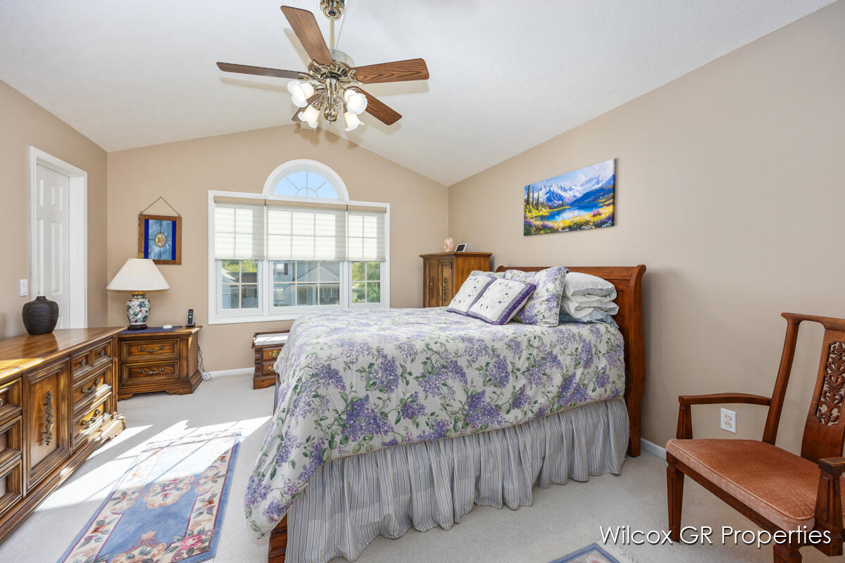 1041 Dogwood Meadows Drive SE