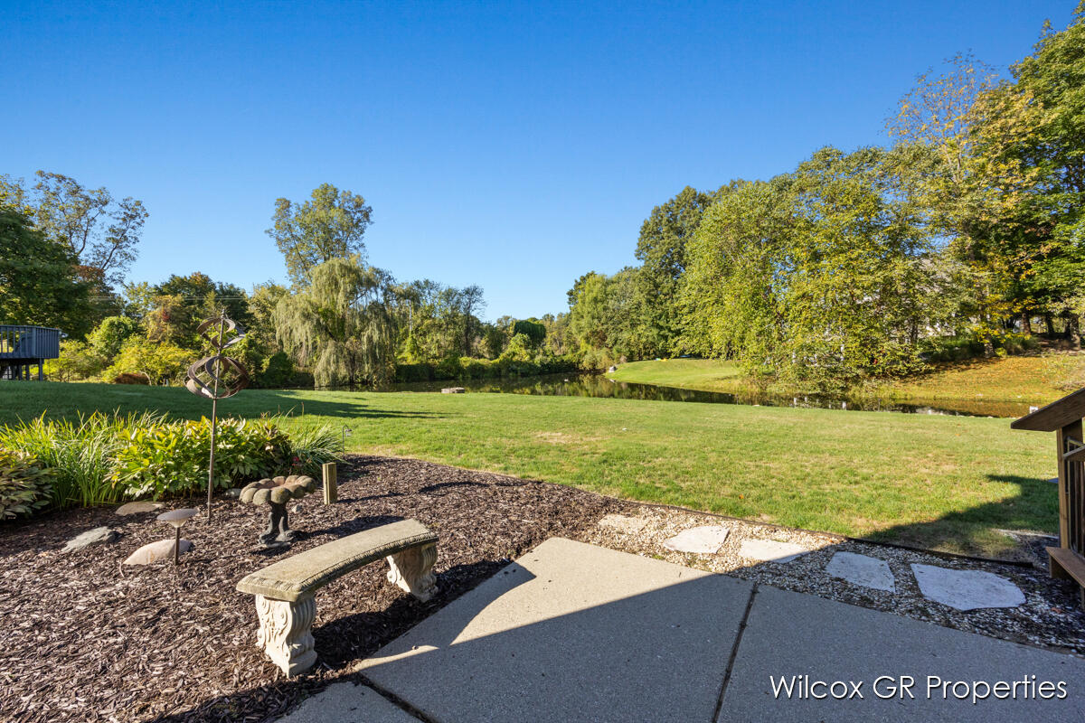 1041 Dogwood Meadows Drive SE