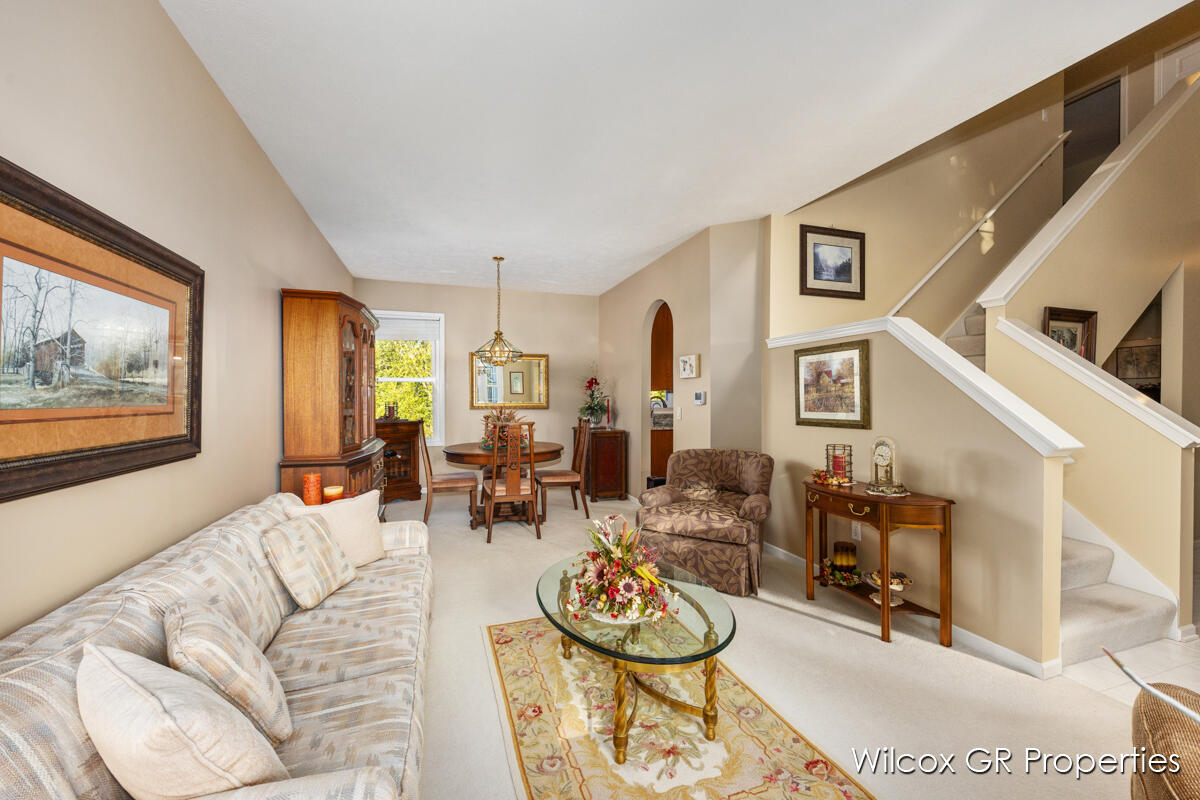 1041 Dogwood Meadows Drive SE