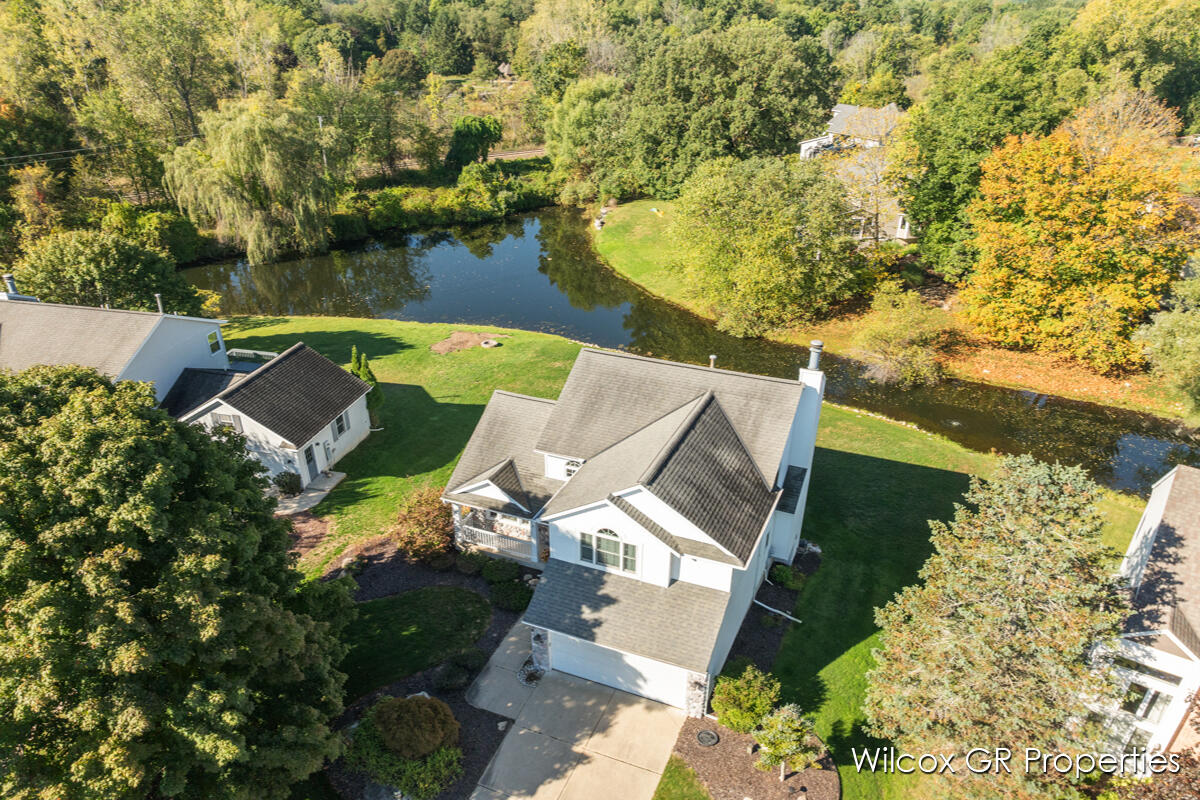 1041 Dogwood Meadows Drive SE