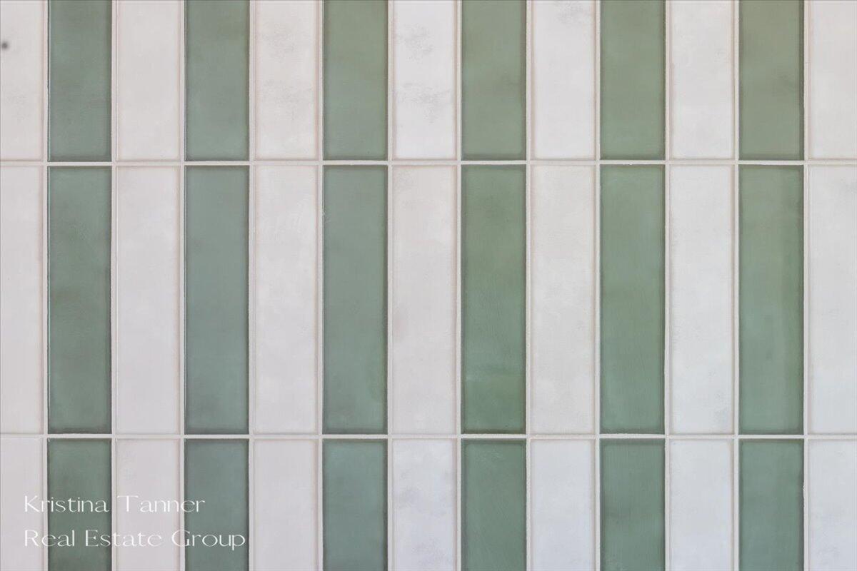 2340 Lake Birch Court NE