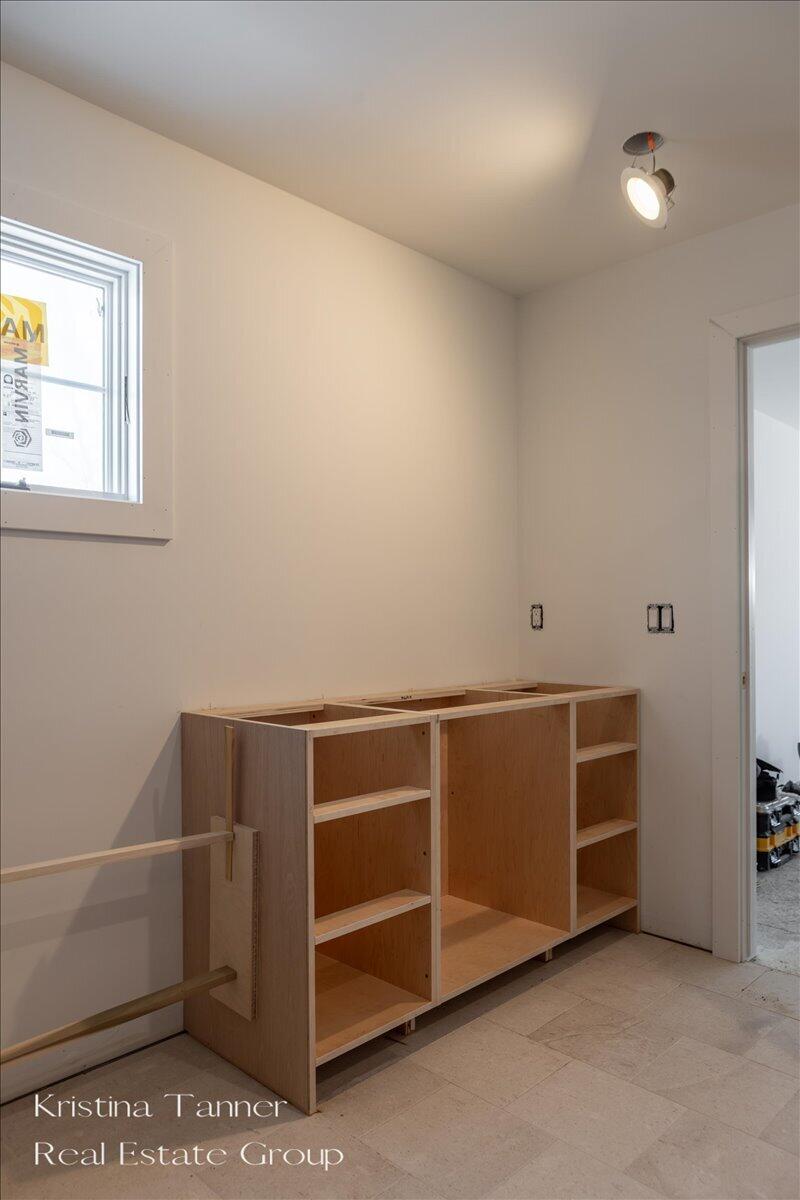 2340 Lake Birch Court NE