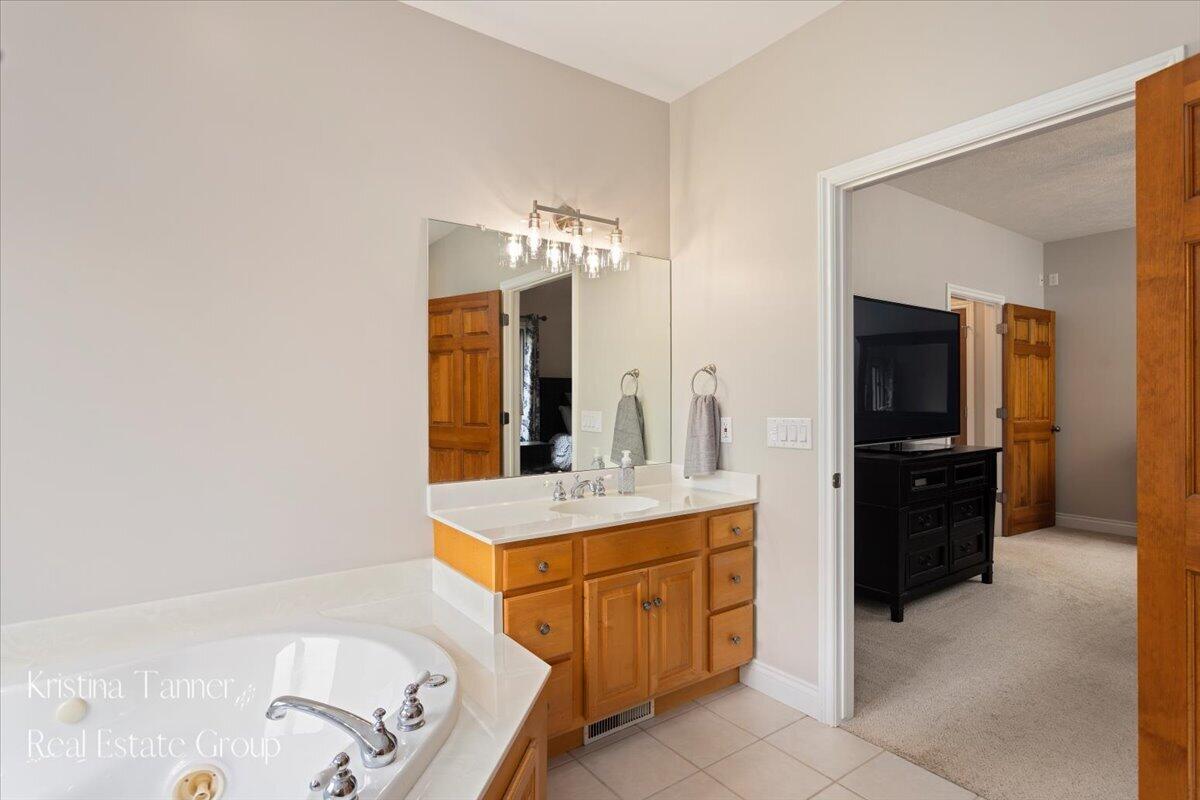 4797 Sunflower Ridge Drive NE