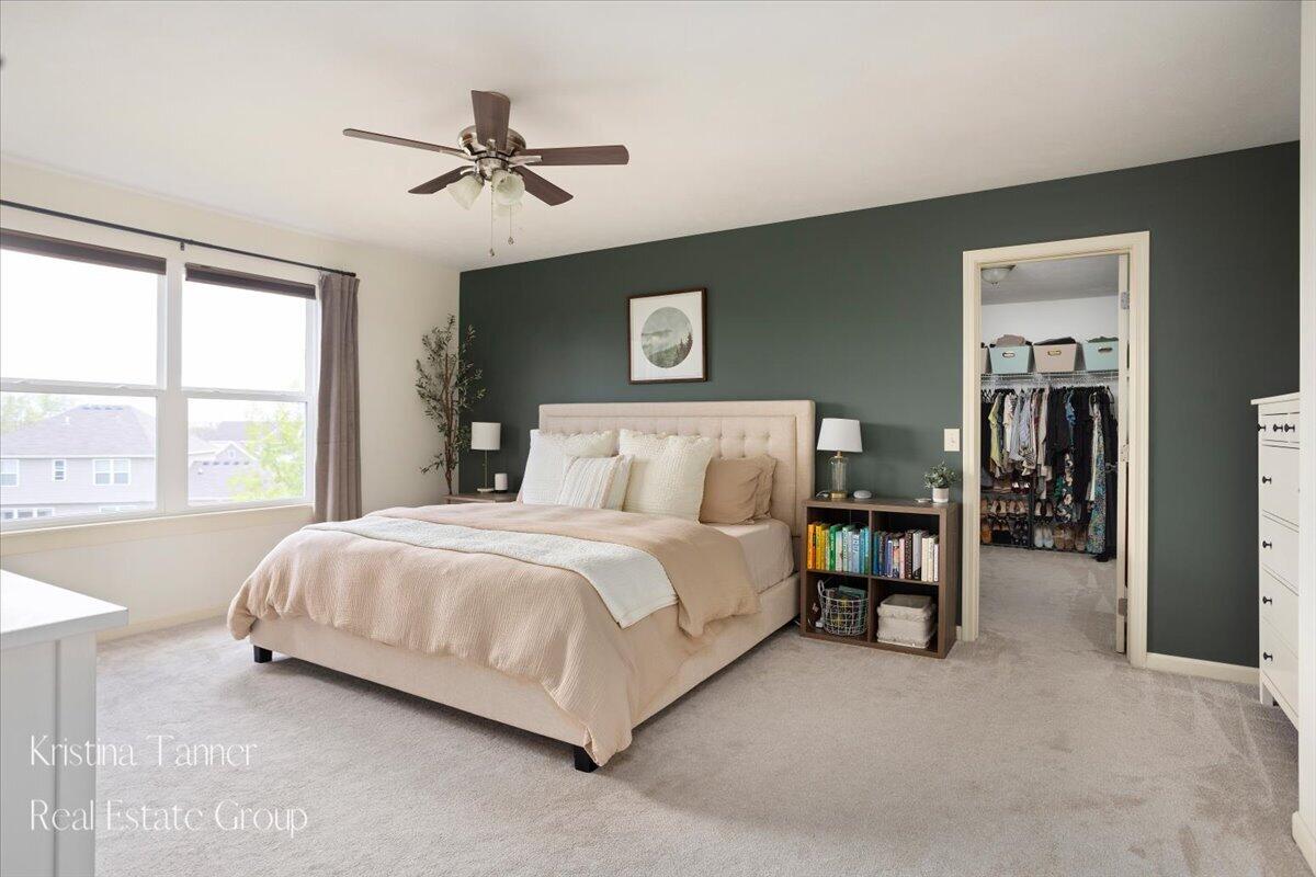 642 Echo Valley NE