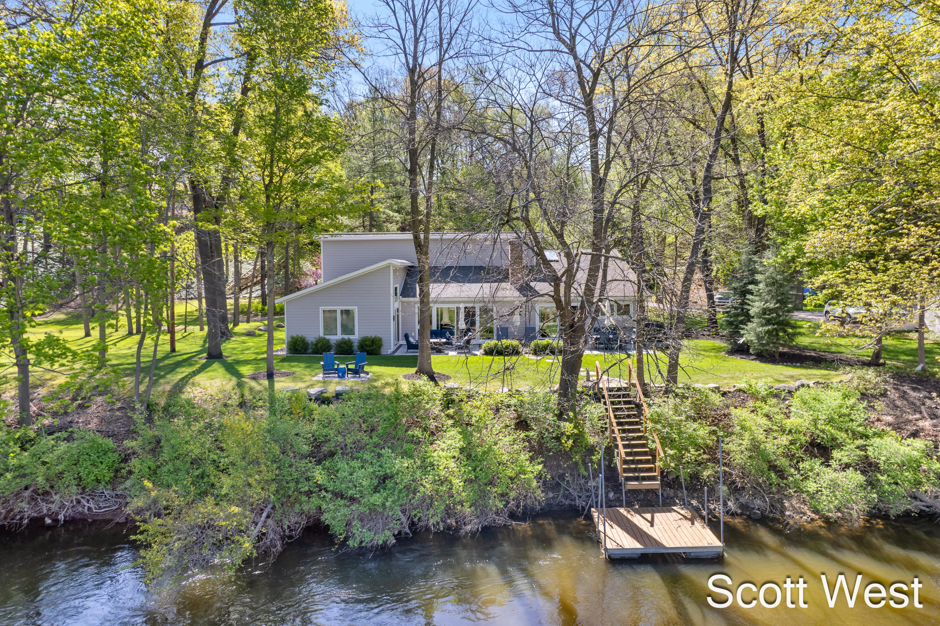 2909 Cascade Springs Drive SE