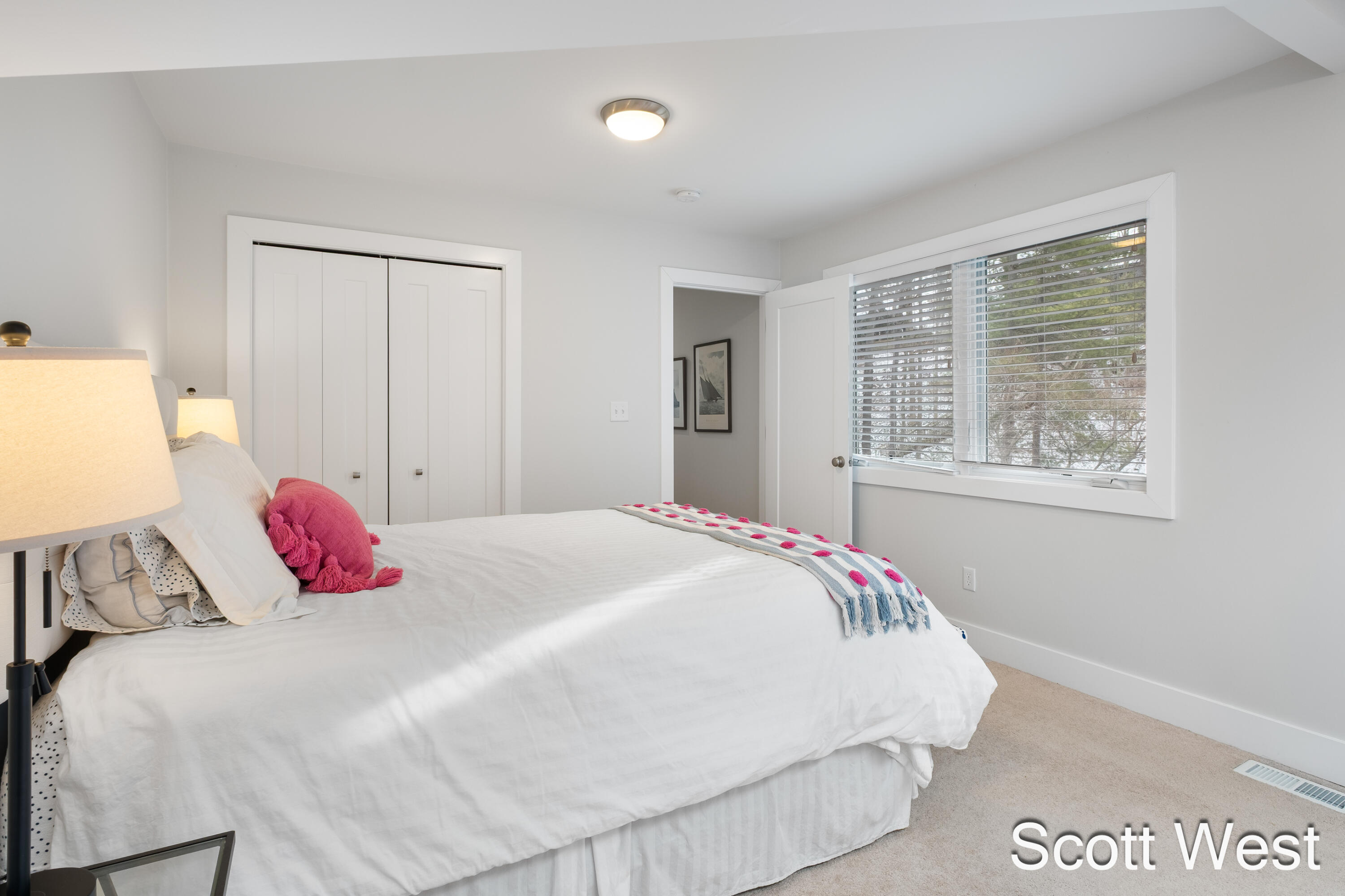 2909 Cascade Springs Drive SE