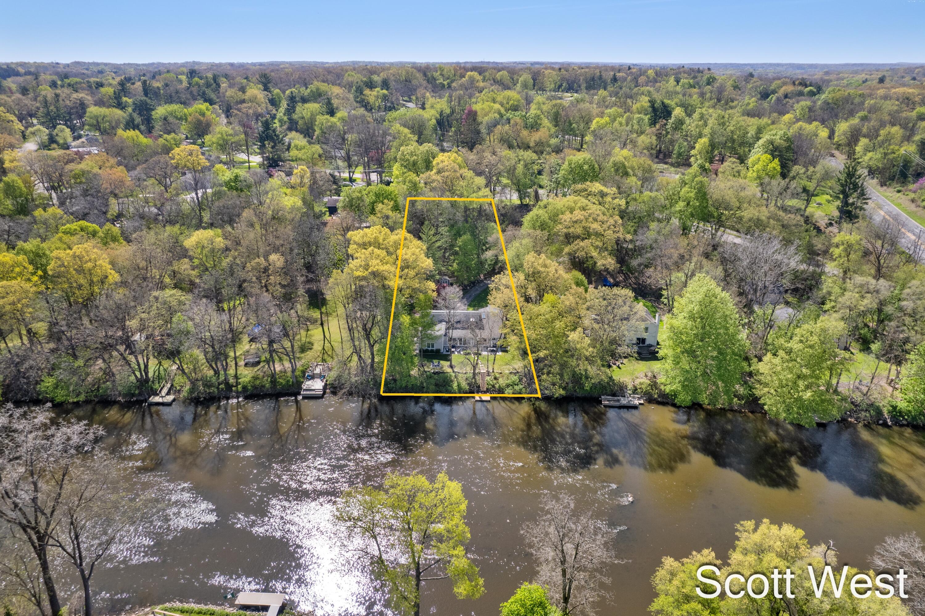 2909 Cascade Springs Drive SE