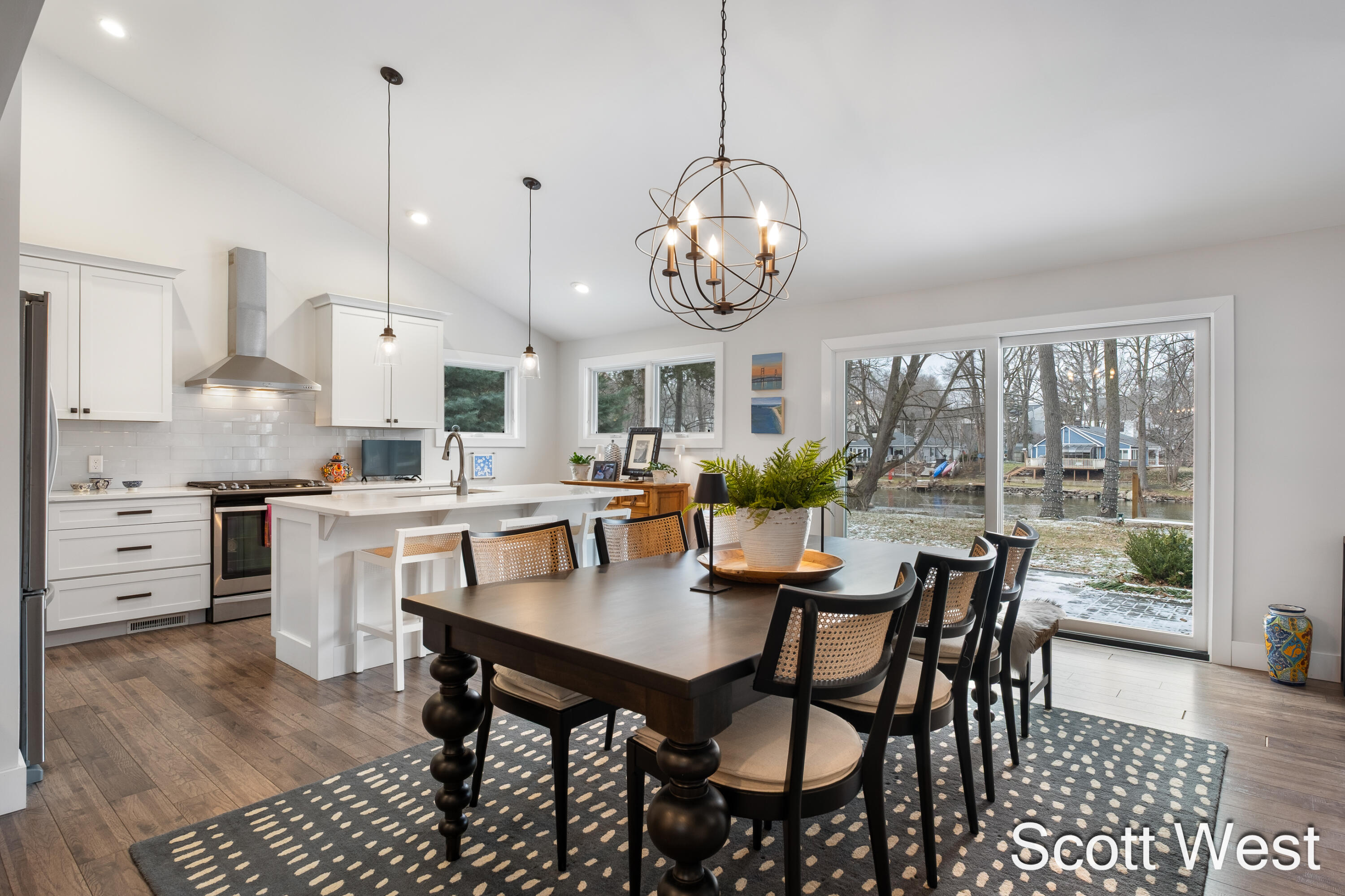 2909 Cascade Springs Drive SE