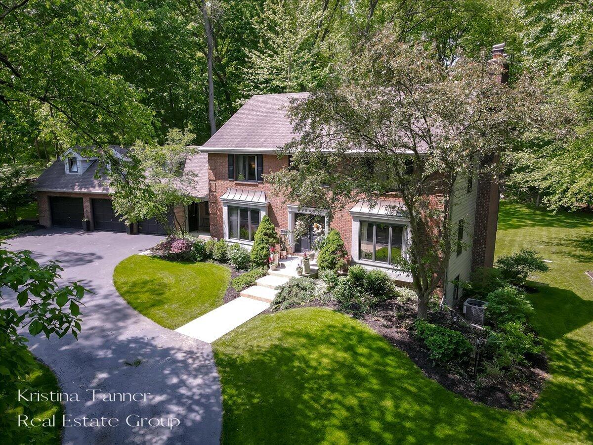 1585 Tammarron Avenue SE