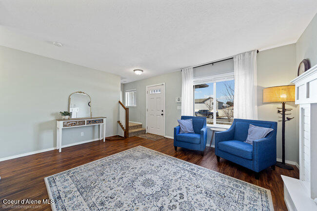 1490 N Firestone