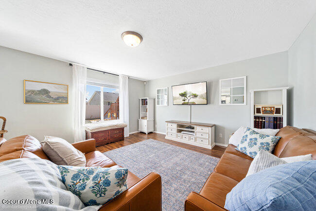 1490 N Firestone