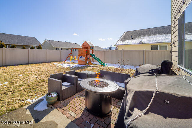 1490 N Firestone