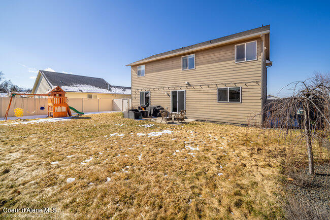 1490 N Firestone