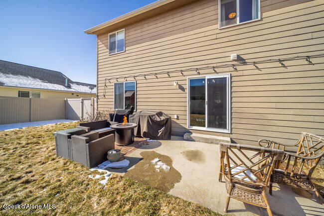 1490 N Firestone