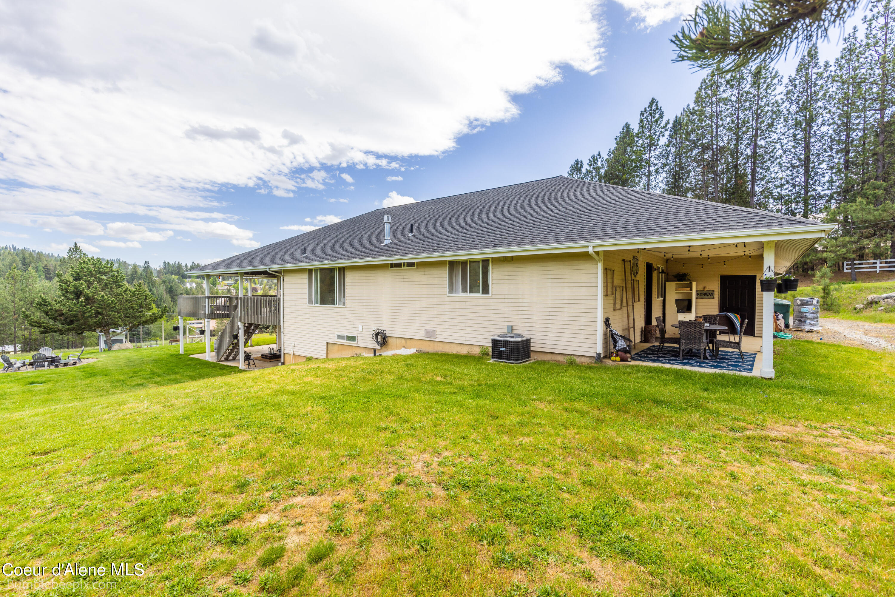 1674 N ELTON LN, Coeur d'Alene