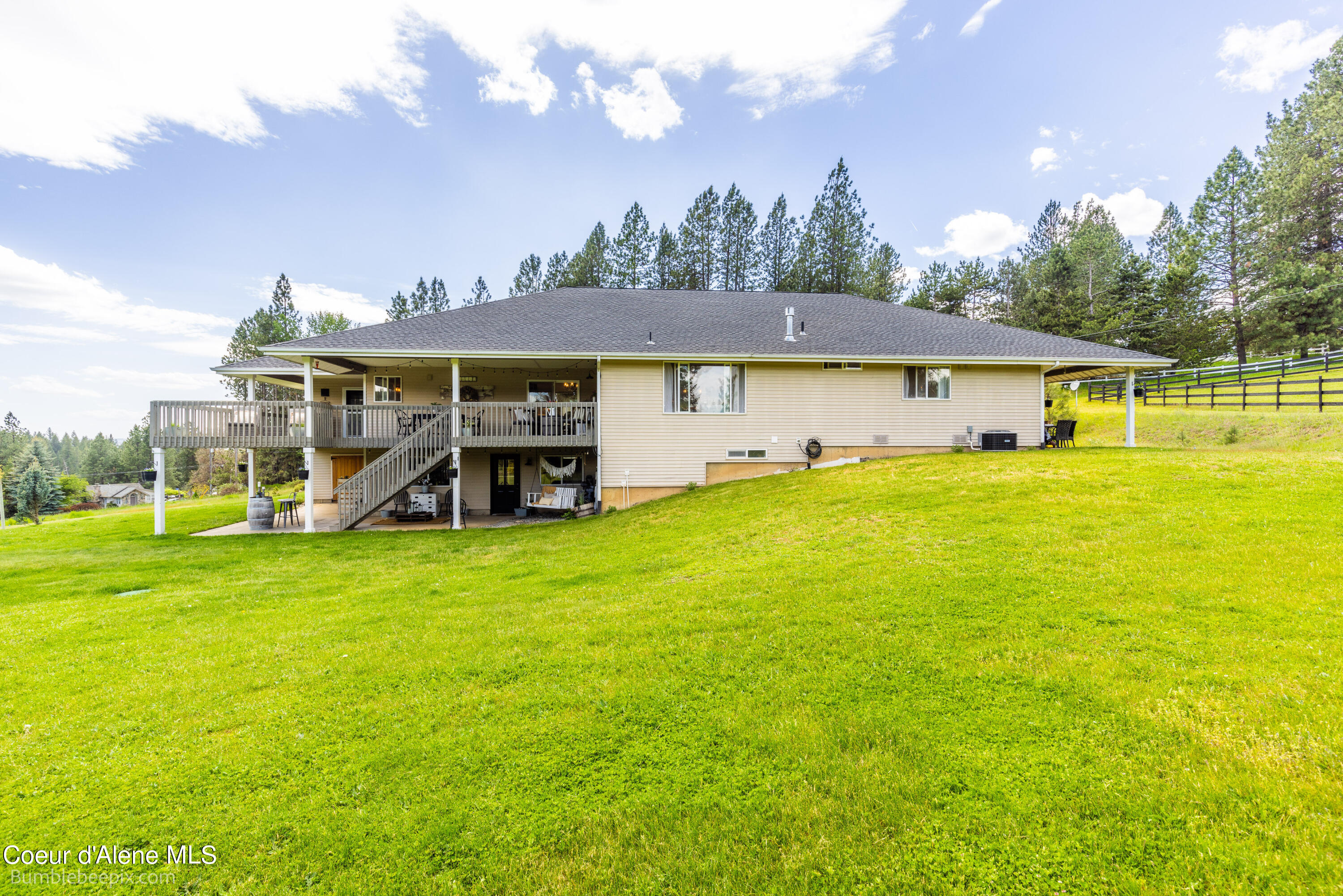 1674 N ELTON LN, Coeur d'Alene