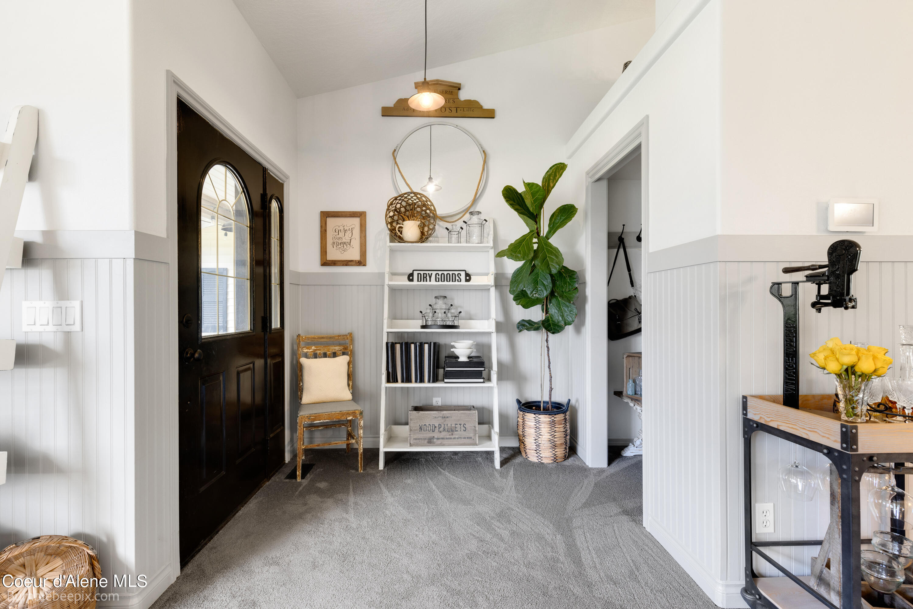 1674 N ELTON LN, Coeur d'Alene