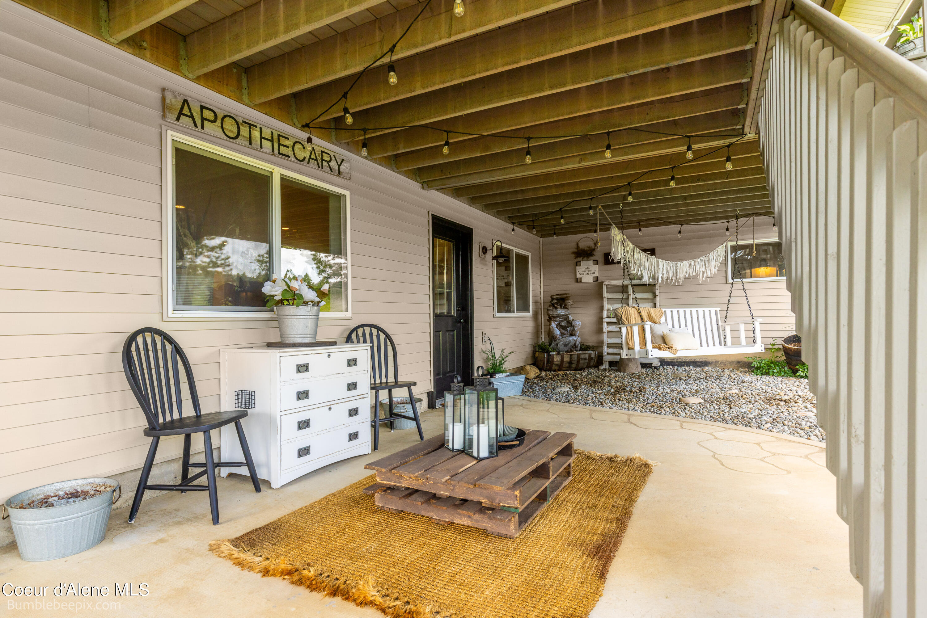 1674 N ELTON LN, Coeur d'Alene