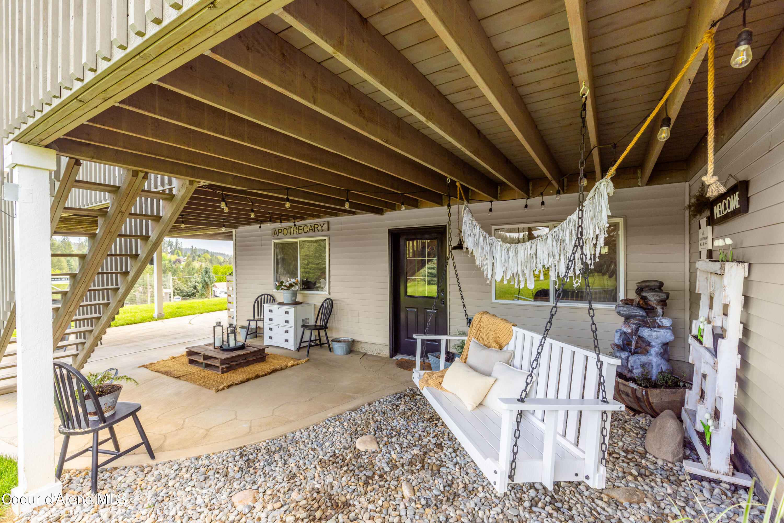 1674 N ELTON LN, Coeur d'Alene