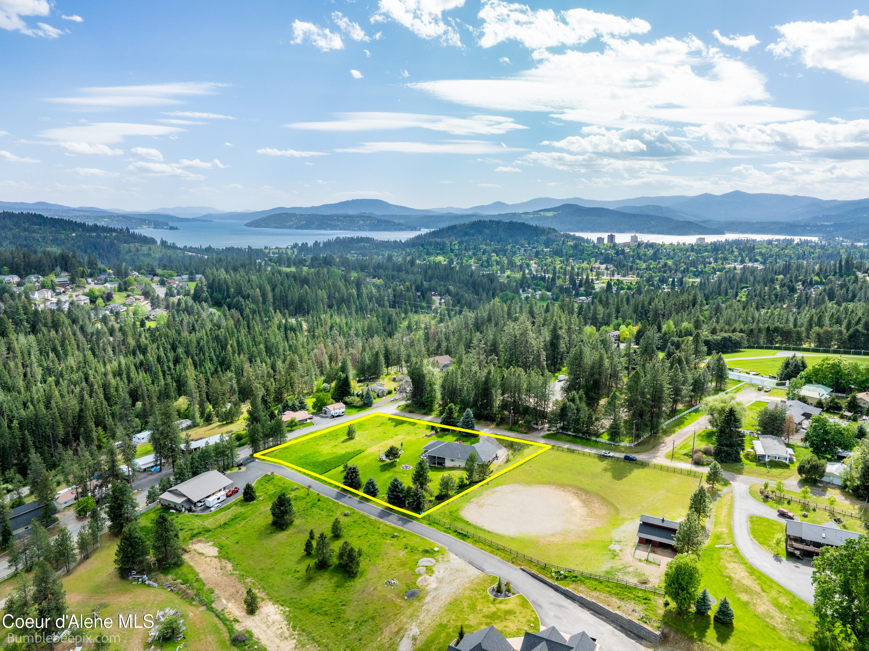 1674 N ELTON LN, Coeur d'Alene