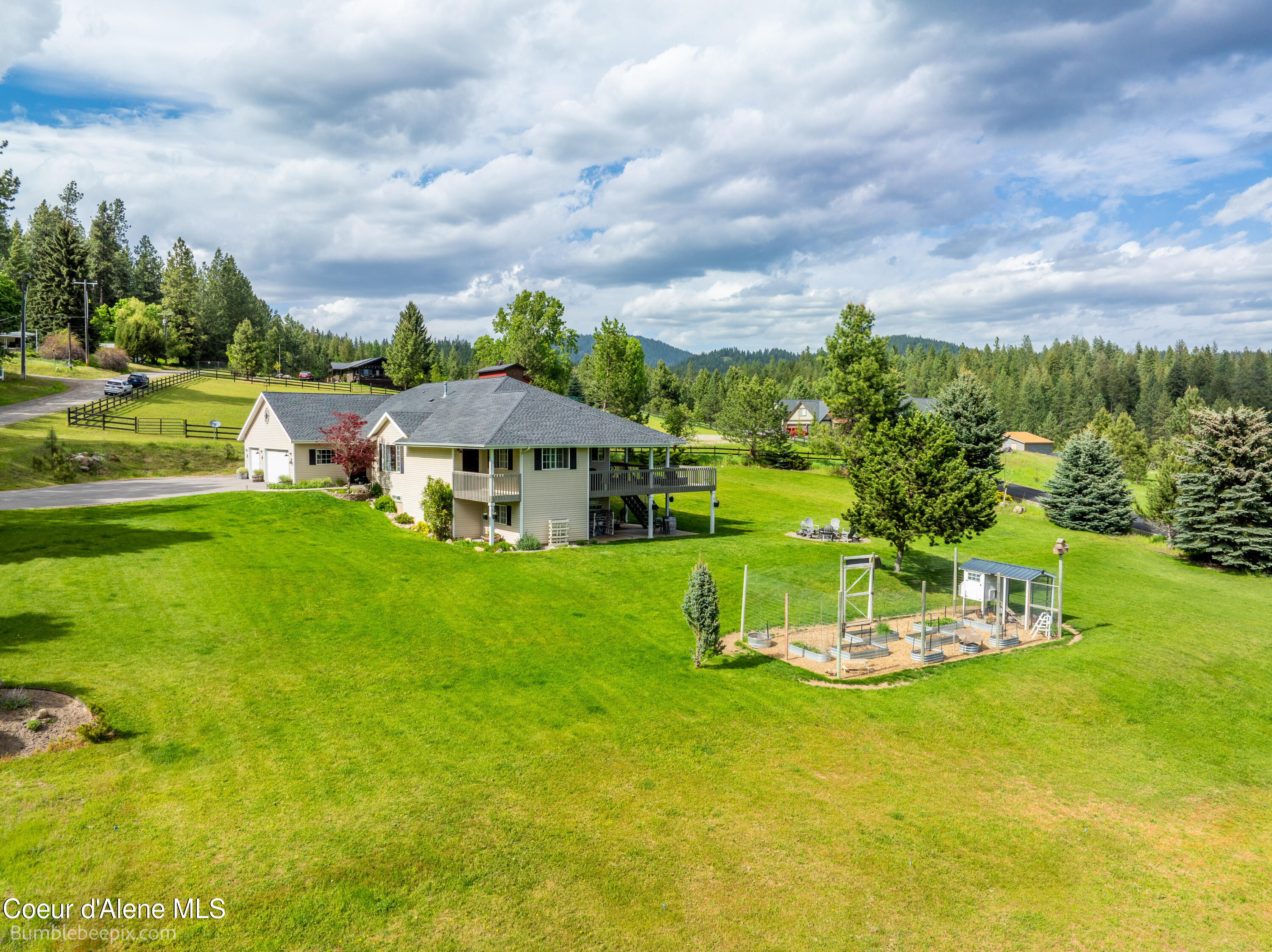 1674 N ELTON LN, Coeur d'Alene