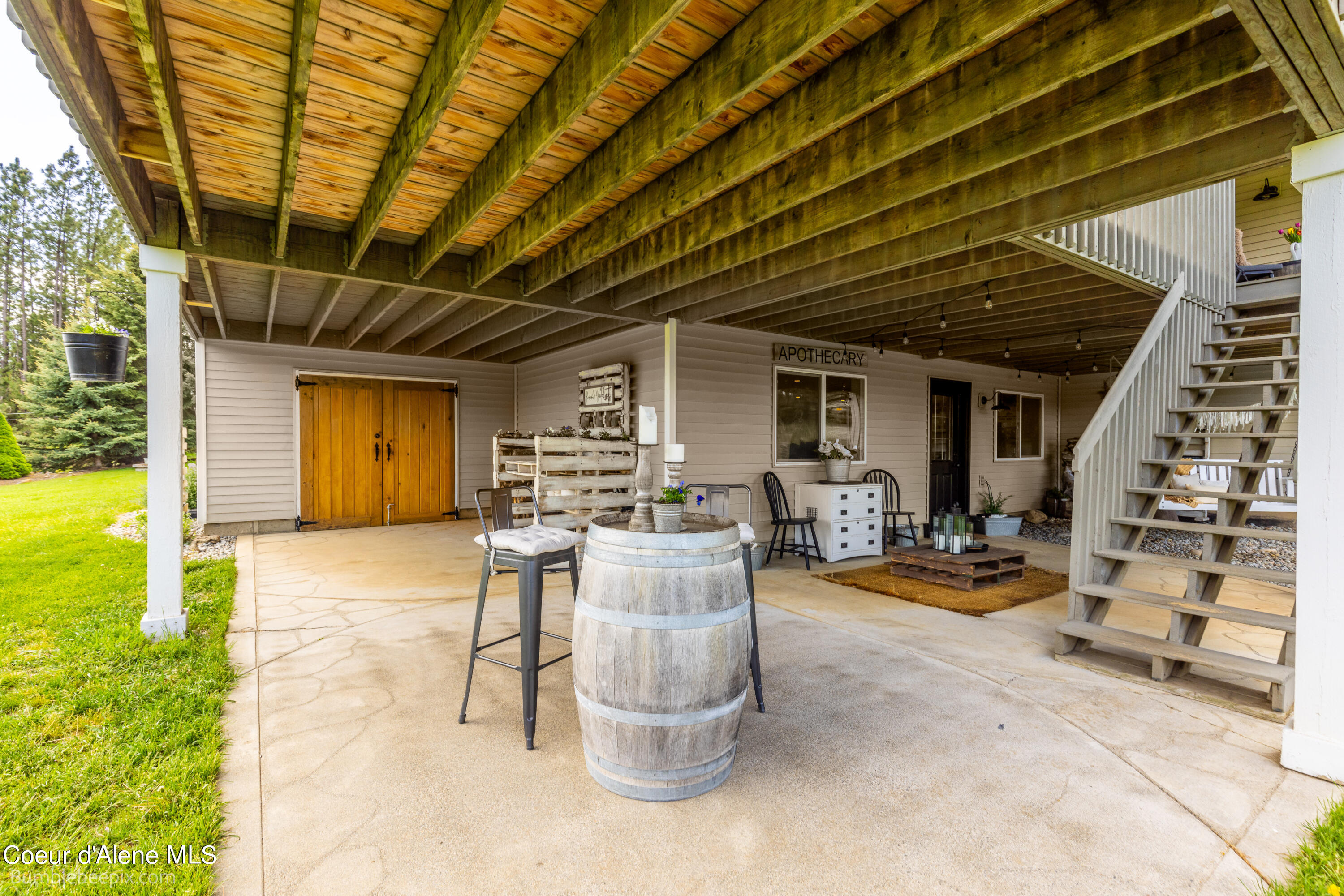 1674 N ELTON LN, Coeur d'Alene